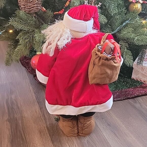 Whimsical Santa decor 21" tall - Picture 5 of 8